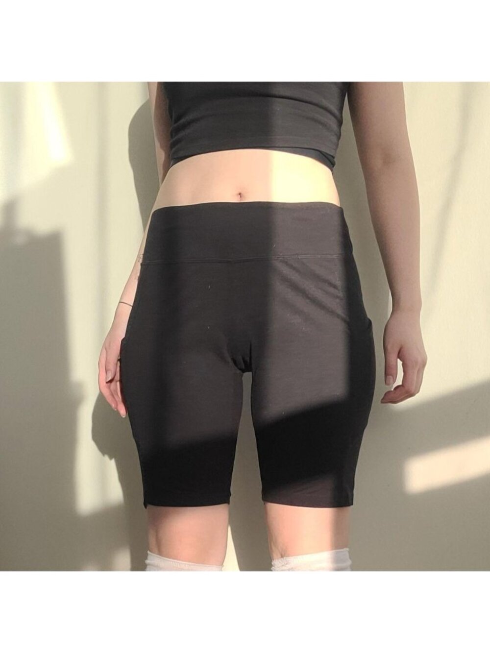 Solid Black High Stretch Compression Utility Pocket Biker Shorts (L)